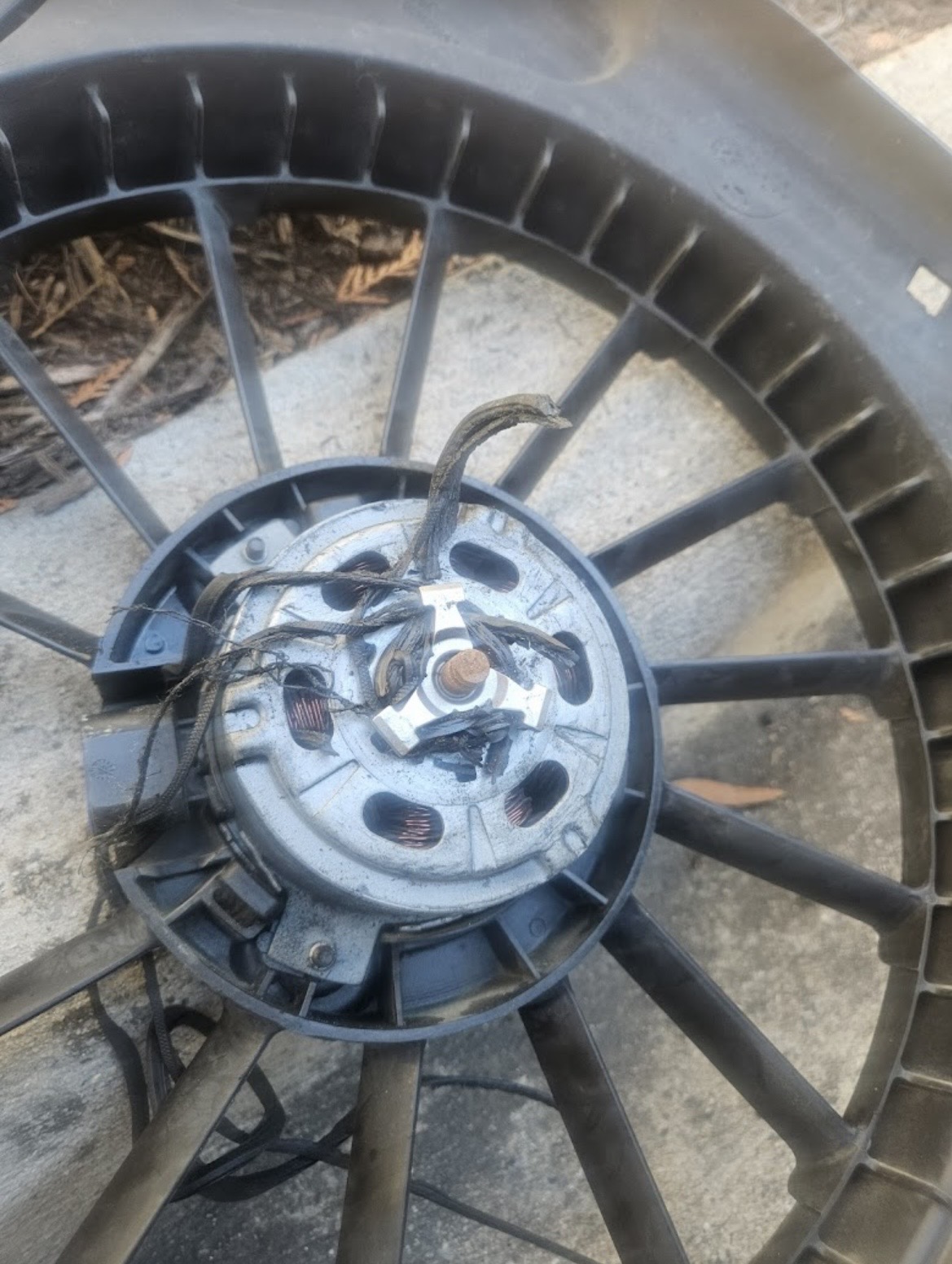 Cooling fan motor repair